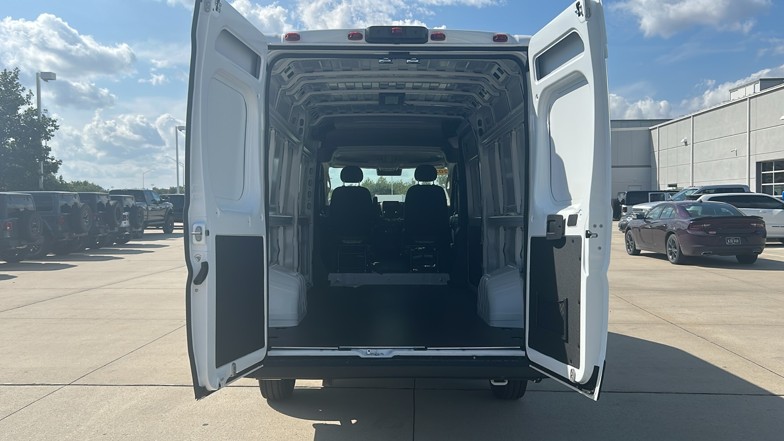 2026 Ram ProMaster 3500 photo 26