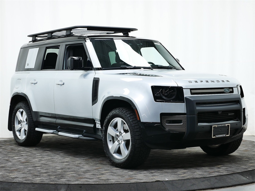 2023 Land Rover Defender 110 X-Dynamic SE photo 9