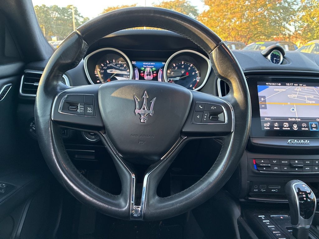 2017 Maserati Ghibli S photo 22