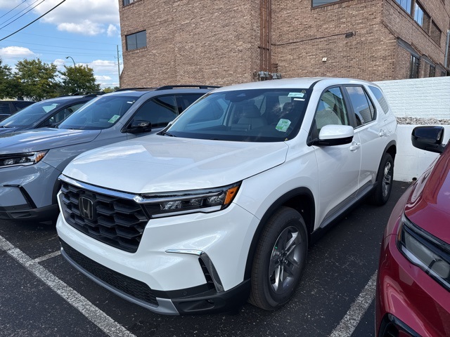 2025 Honda Pilot EX-L photo 2