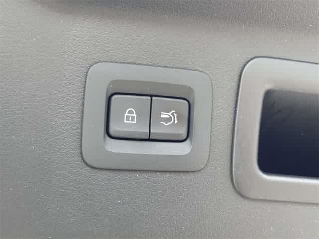 2024 Mazda CX-90 Premium photo 17