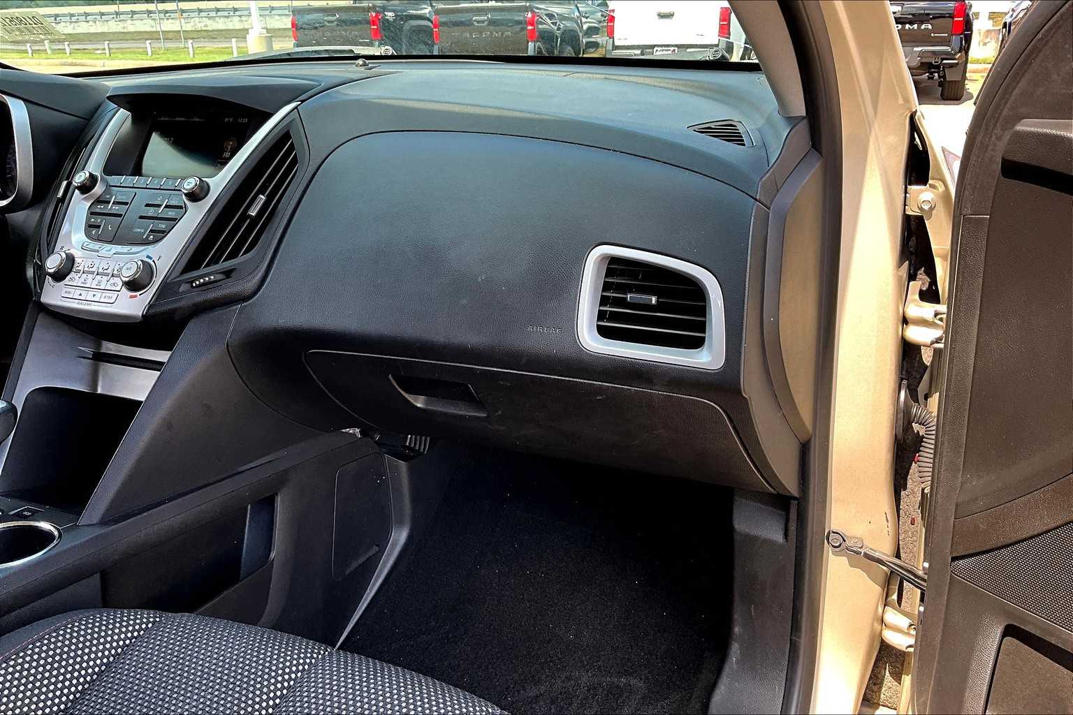 2013 Chevrolet Equinox LT photo 16