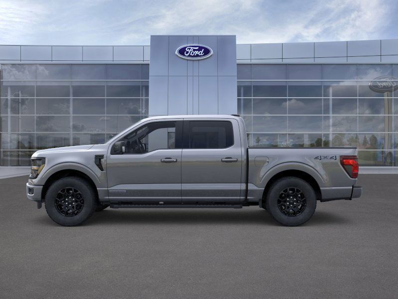2025 Ford F-150 XLT photo 2