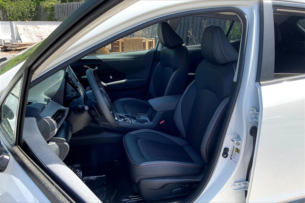 2025 Subaru Crosstrek Limited photo 8