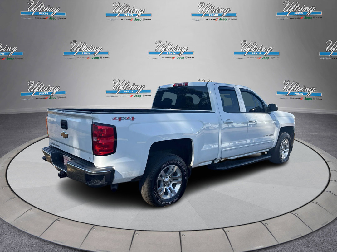 2016 Chevrolet Silverado 1500 LT photo 3