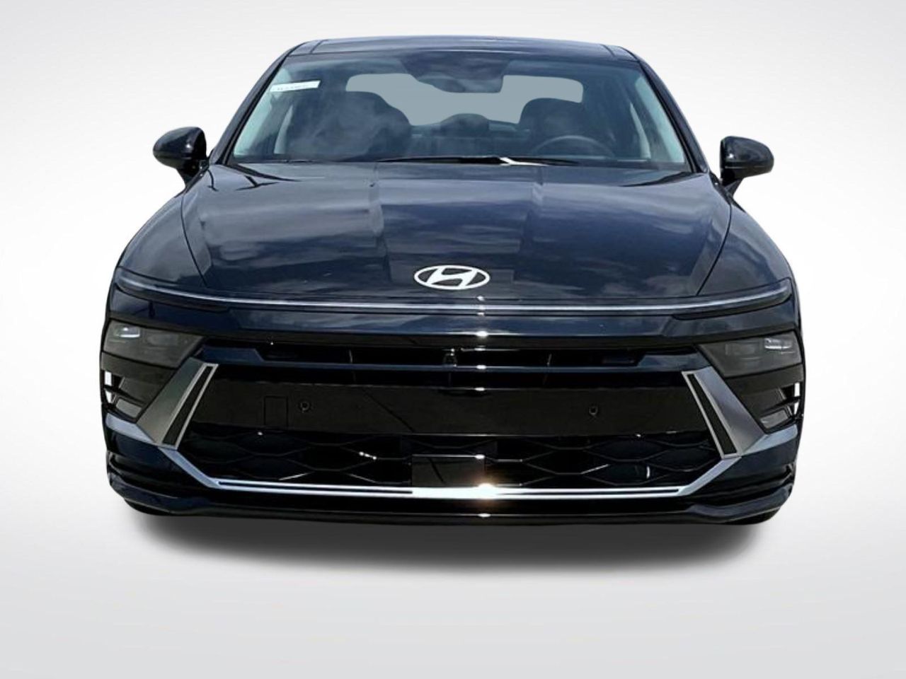 2025 Hyundai Sonata Hybrid Limited photo 2