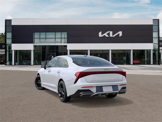 2026 Kia K5 GT-Line photo 4