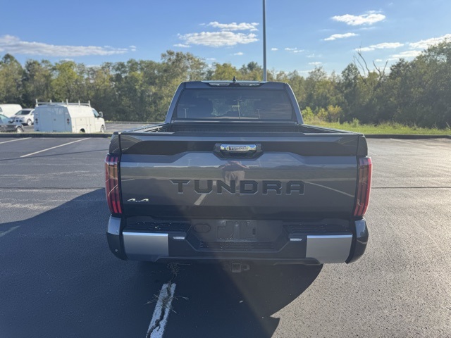 2023 Toyota Tundra Limited photo 4