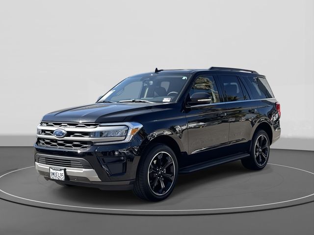 2024 Ford Expedition XLT's photo