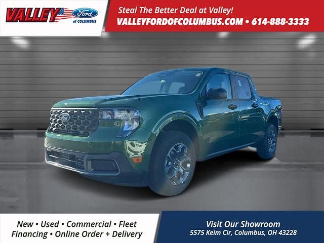 2025 Ford Maverick XLT photo 2