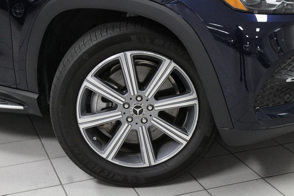 2022 Mercedes Benz GLS 450 4MATIC photo 3