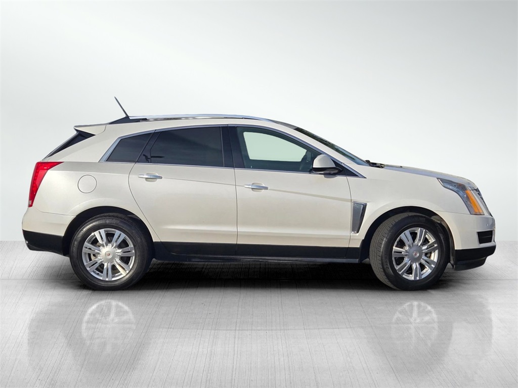 2014 Cadillac SRX Luxury photo 3