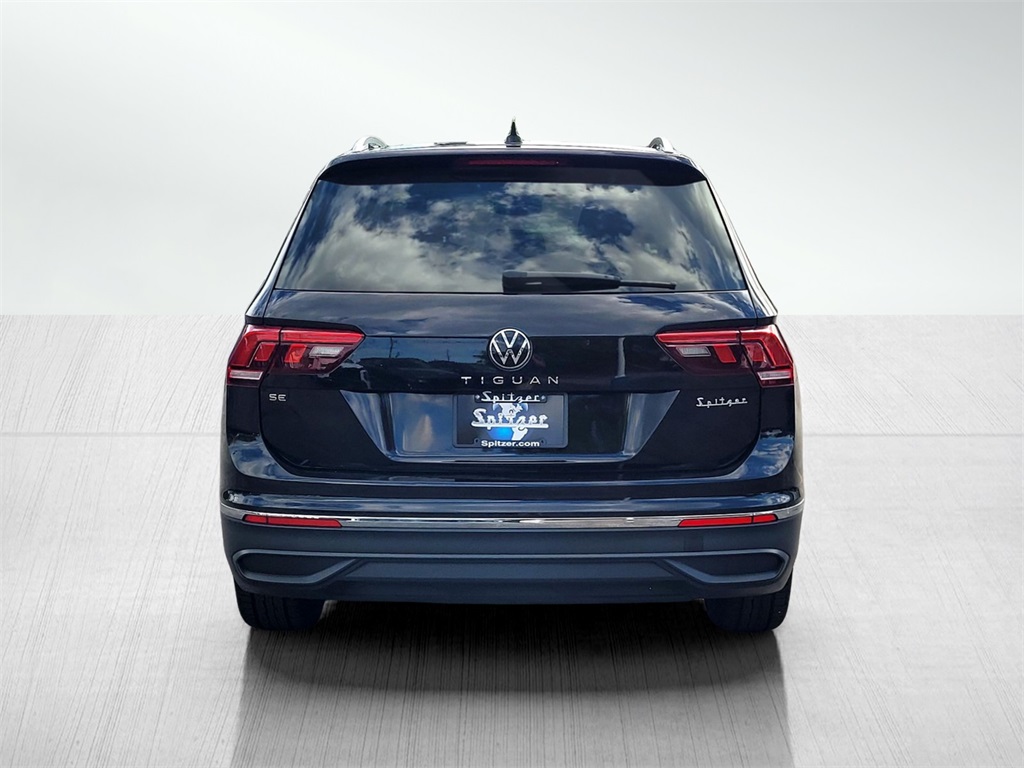 2024 Volkswagen Tiguan SE Wolfsburg Edition photo 3