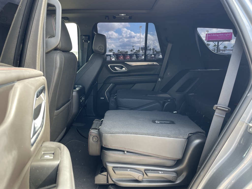 2022 Chevrolet Tahoe RST photo 20