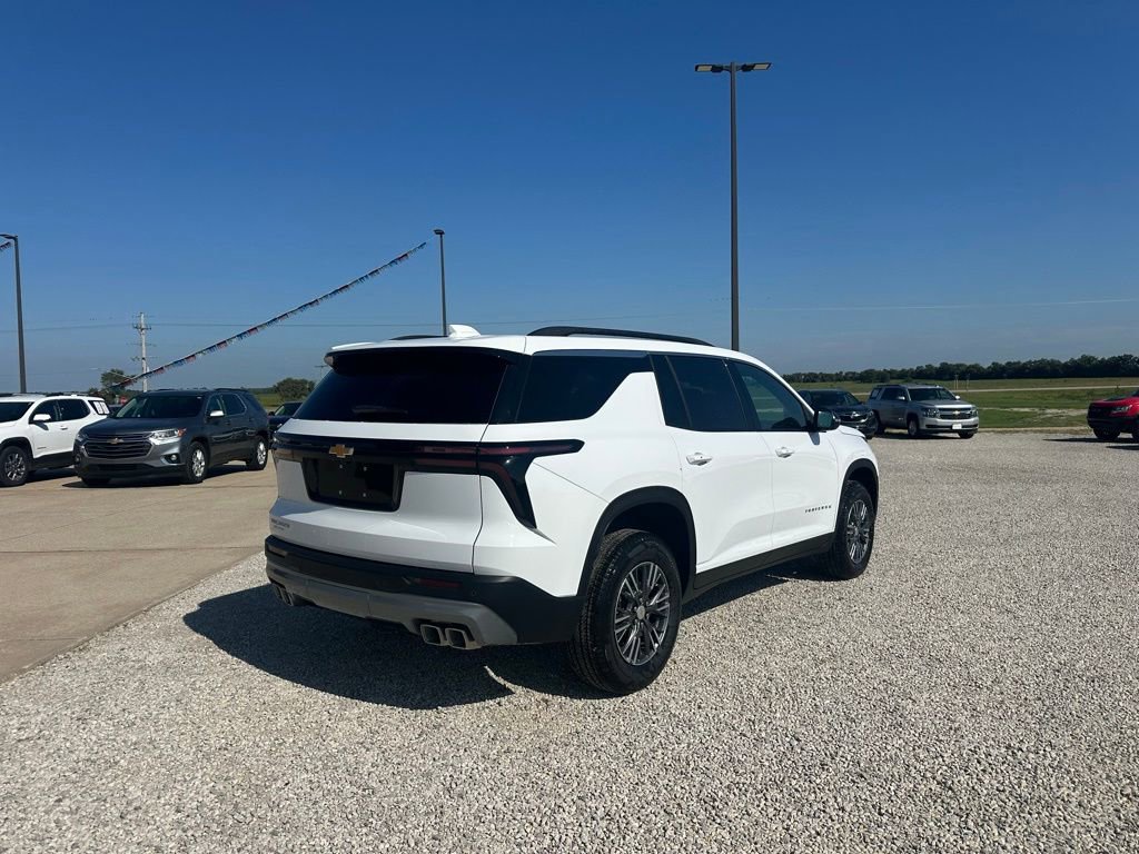 2026 Chevrolet Traverse photo 3