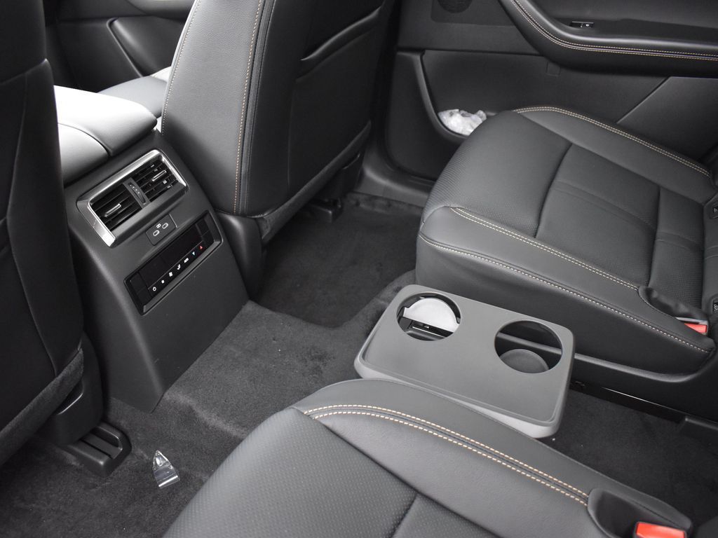 2024 Mazda CX-90 Premium photo 21