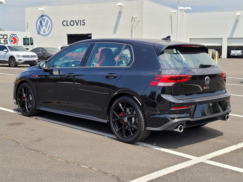 2024 Volkswagen Golf GTI 380 SE photo 4