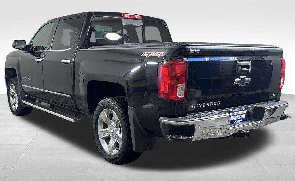 2016 Chevrolet Silverado 1500 LTZ photo 2