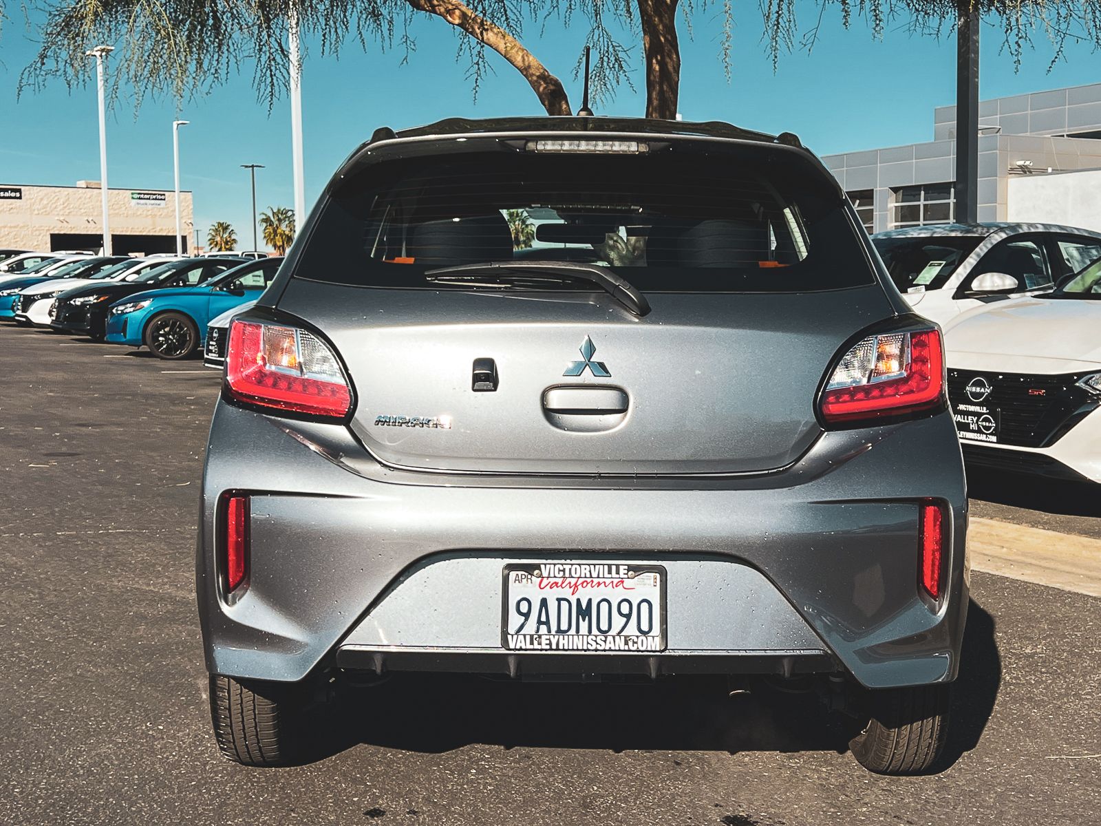 2022 Mitsubishi Mirage LE ES SE photo 3