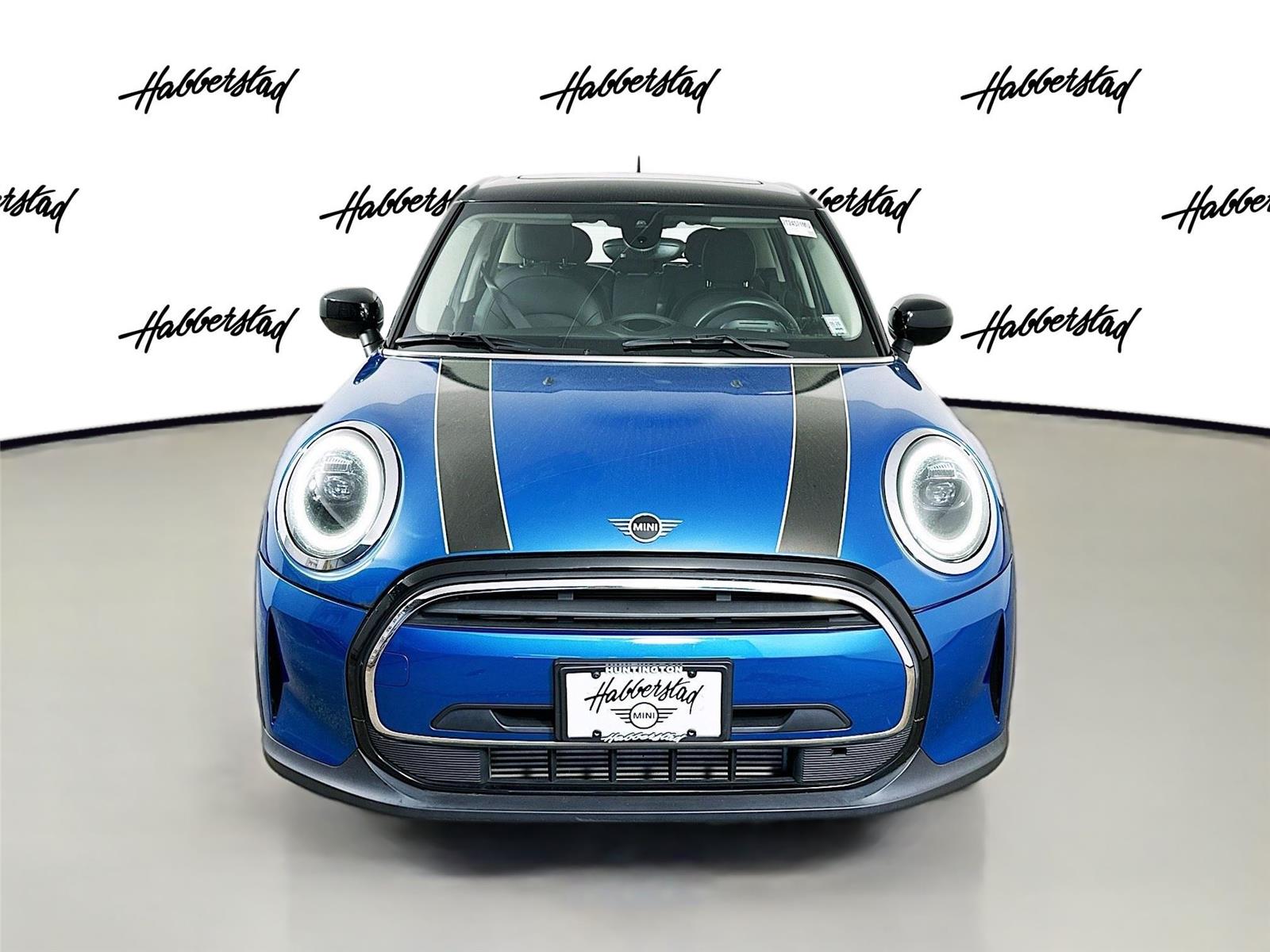 2023 Mini Cooper 4 Door Hardtop photo 2