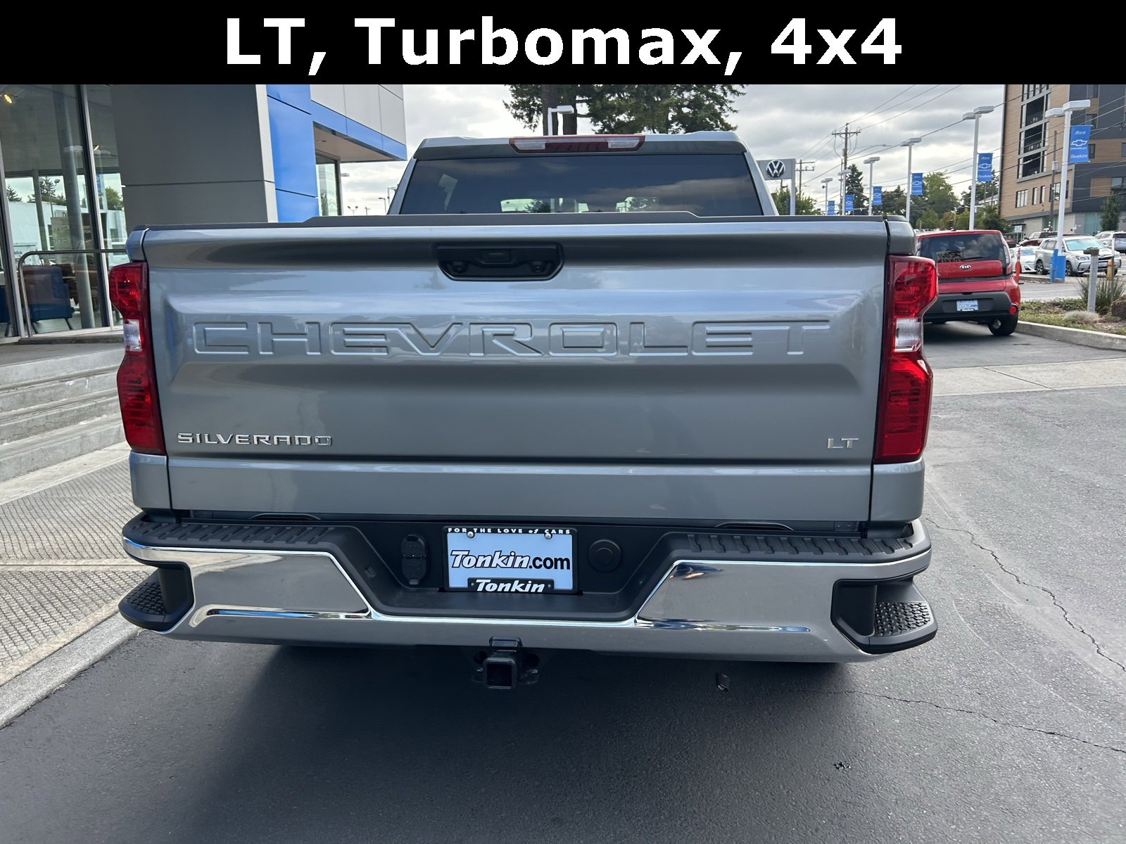 2025 Chevrolet Silverado 1500 LT photo 7