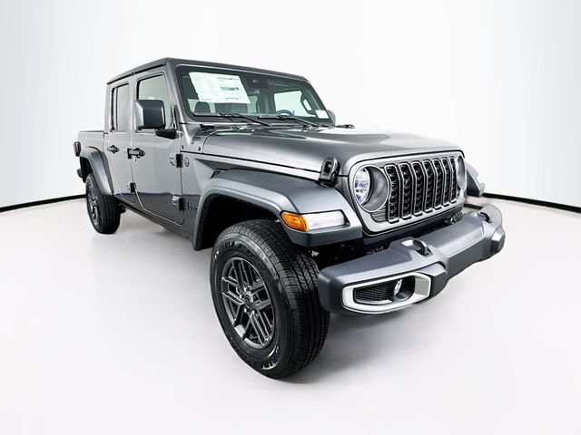 2025 Jeep Gladiator Sport S's photo