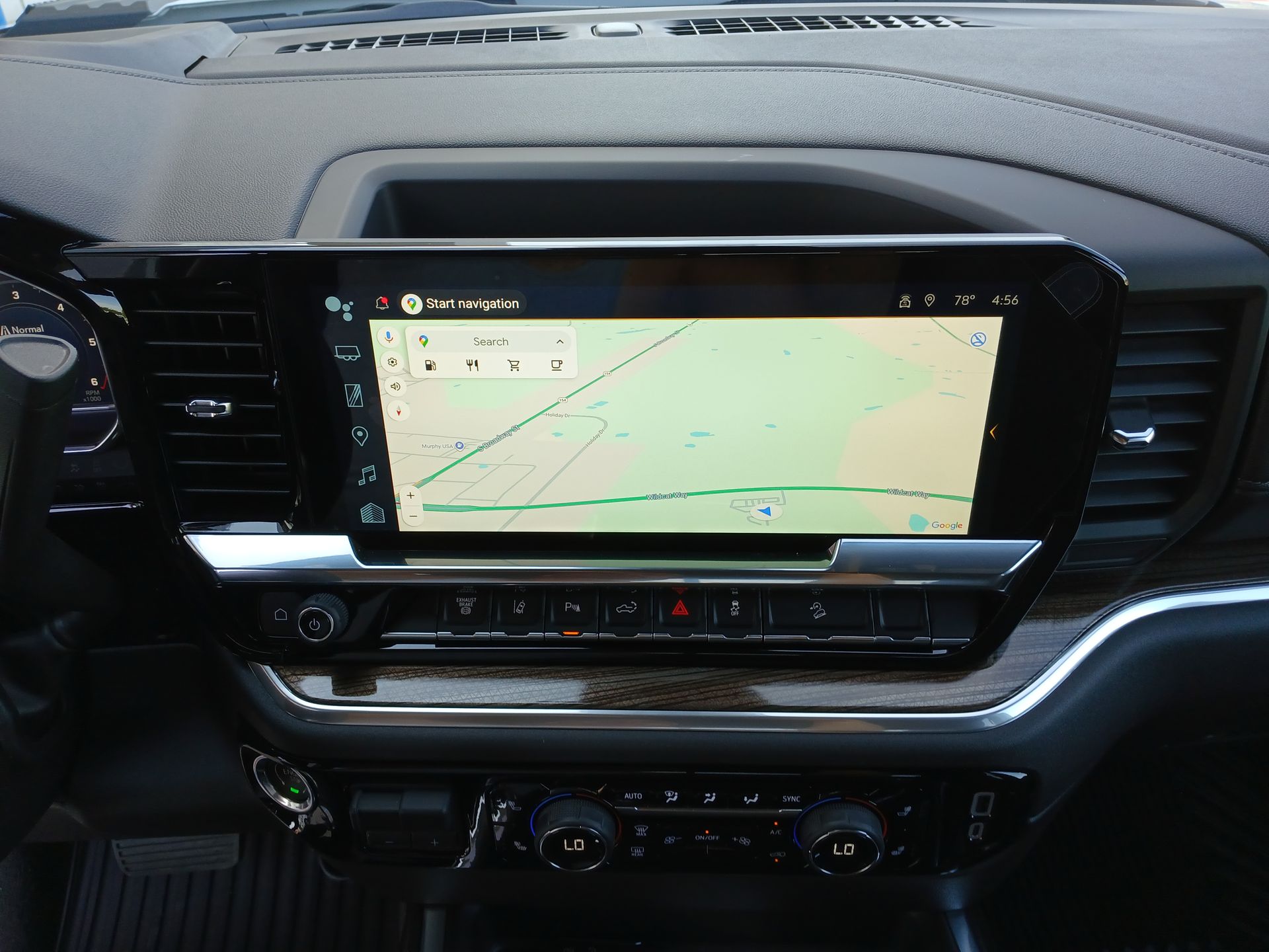 2025 Chevrolet Silverado 2500HD LT photo 14