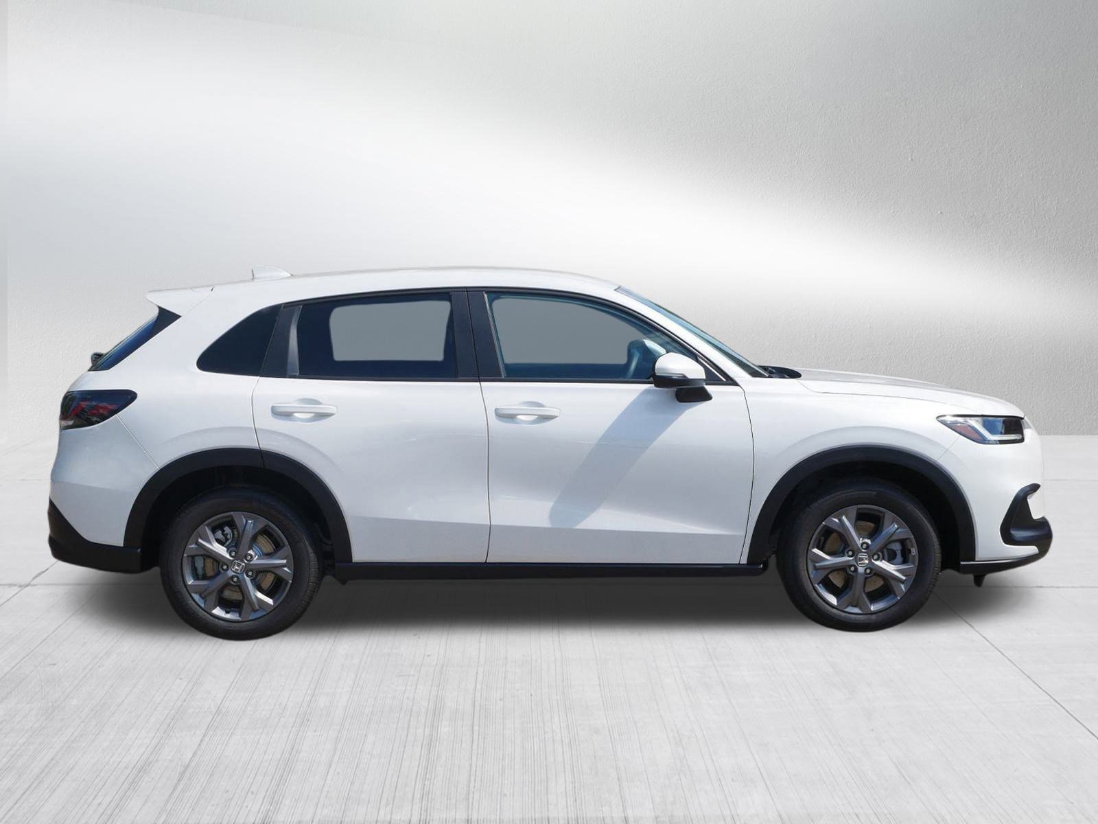 2026 Honda HR-V LX photo 8