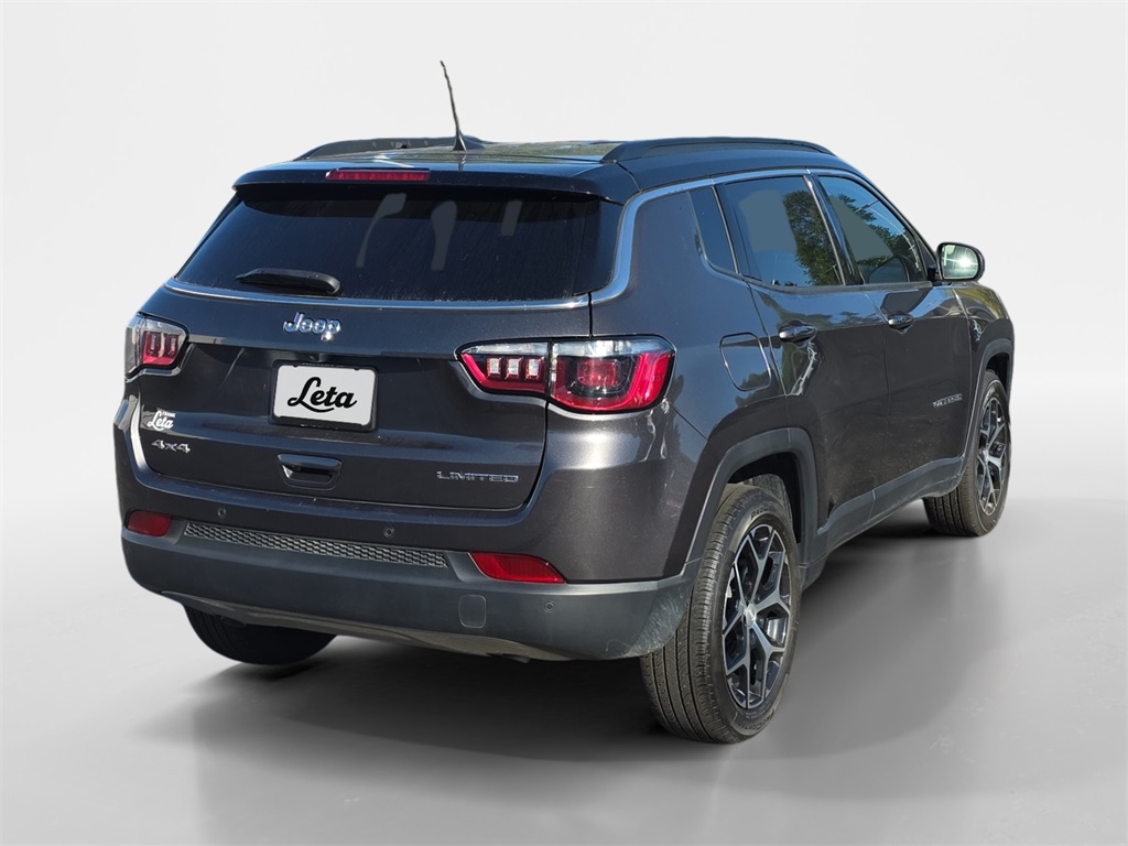 2024 Jeep Compass Limited photo 4
