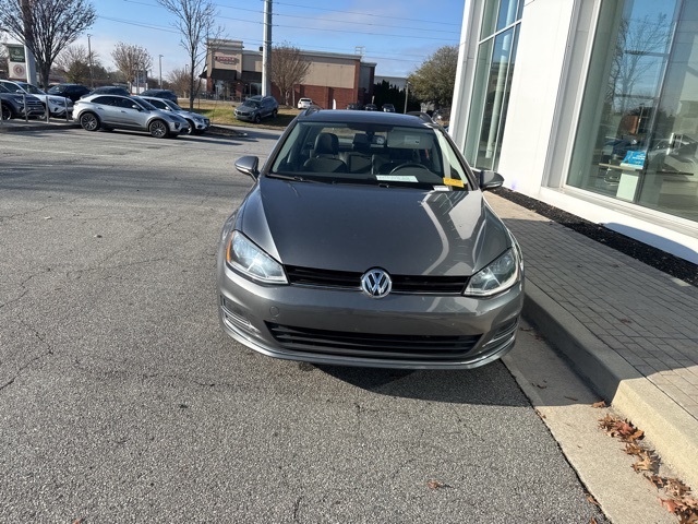 2015 Volkswagen Golf SportWagen SE photo 3