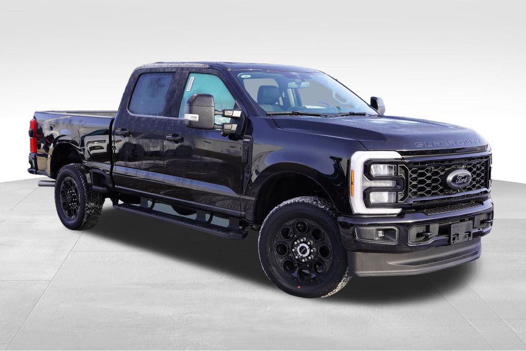 2026 Ford F-350 Super Duty Lariat's photo
