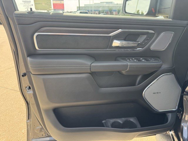 2026 Ram 1500 Laramie photo 6