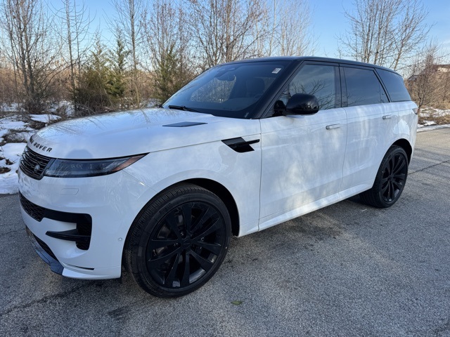 2026 Land Rover Range Rover Sport Dynamic SE's photo