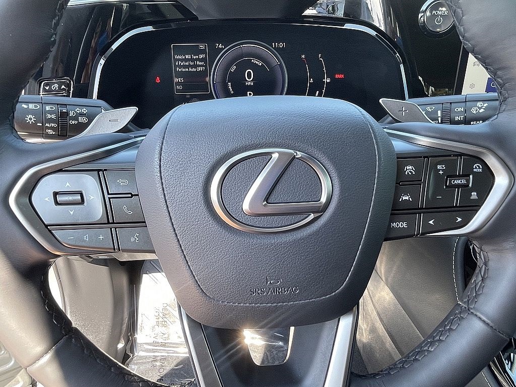 2025 Lexus NX 350h Premium photo 13