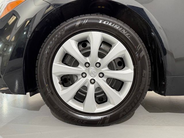 2023 Toyota Corolla Hybrid LE photo 10