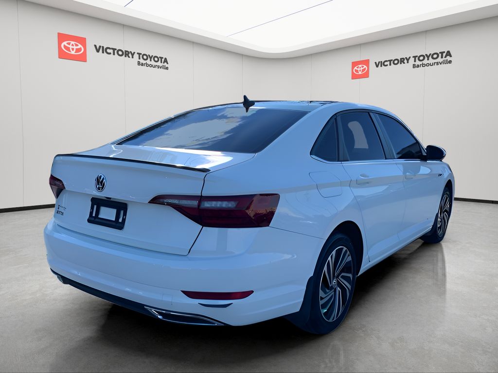 2020 Volkswagen Jetta SEL Premium photo 2