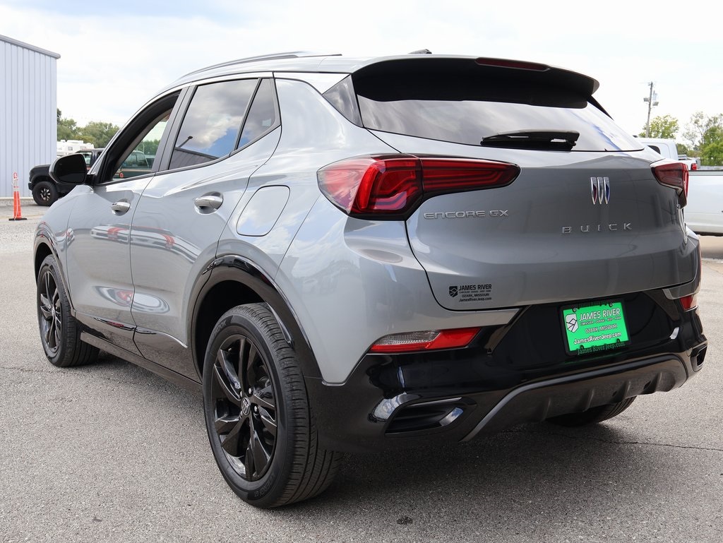 2024 Buick Encore GX Sport Touring photo 2