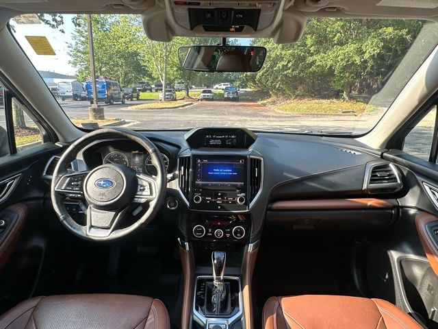 2020 Subaru Forester Touring photo 27