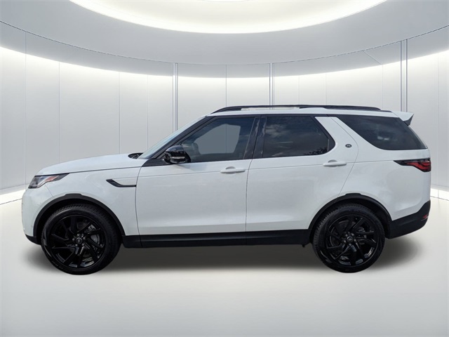 2025 Land Rover Discovery S photo 4