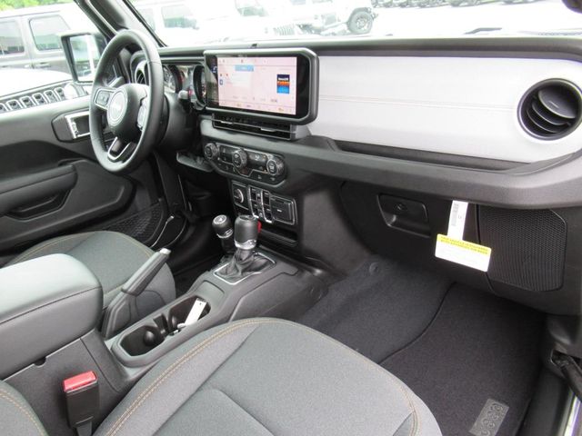 2025 Jeep Gladiator Sport S photo 11