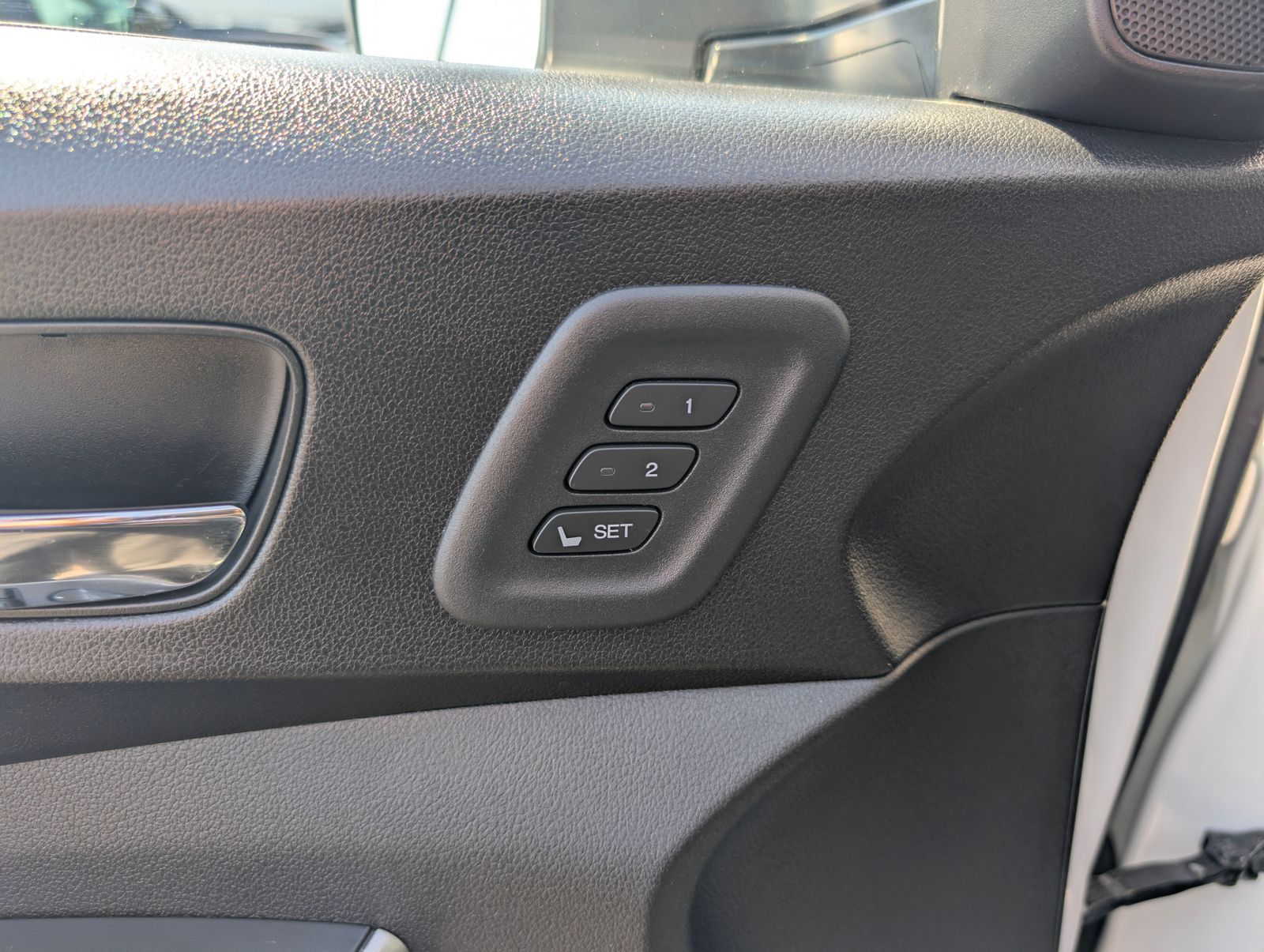 2016 Honda CR-V Touring photo 13