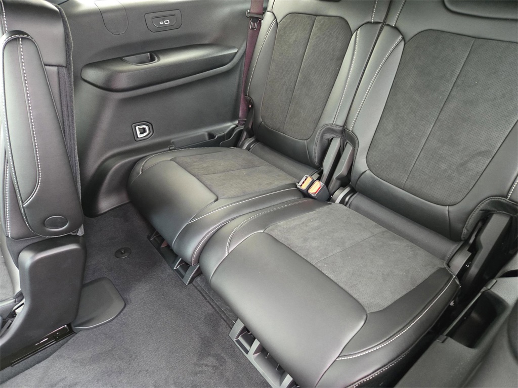 2025 Jeep Grand Cherokee Altitude X photo 34