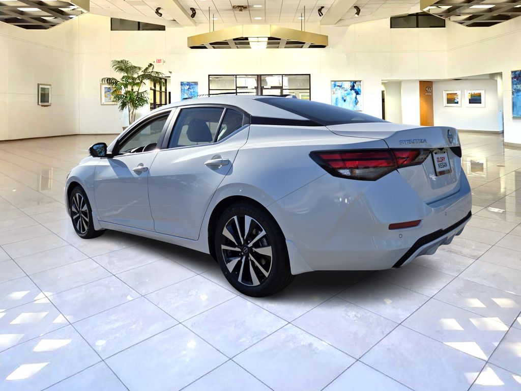 2025 Nissan Sentra SV photo 3