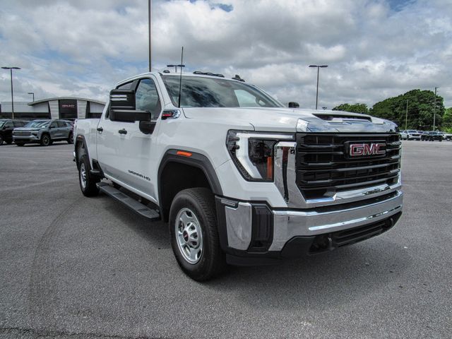 2024 GMC Sierra 2500HD Pro's photo