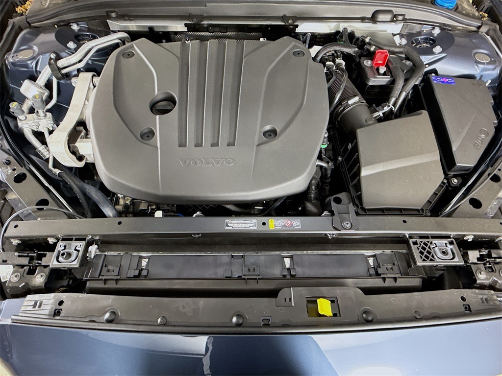 2026 Volvo V60 Cross Country B5 Plus photo 29