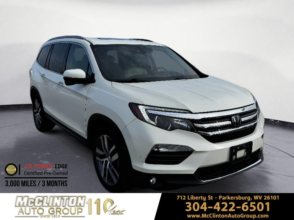 2017 Honda Pilot Touring's photo