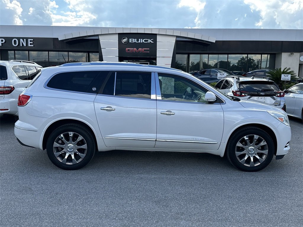 2017 Buick Enclave Premium photo 3