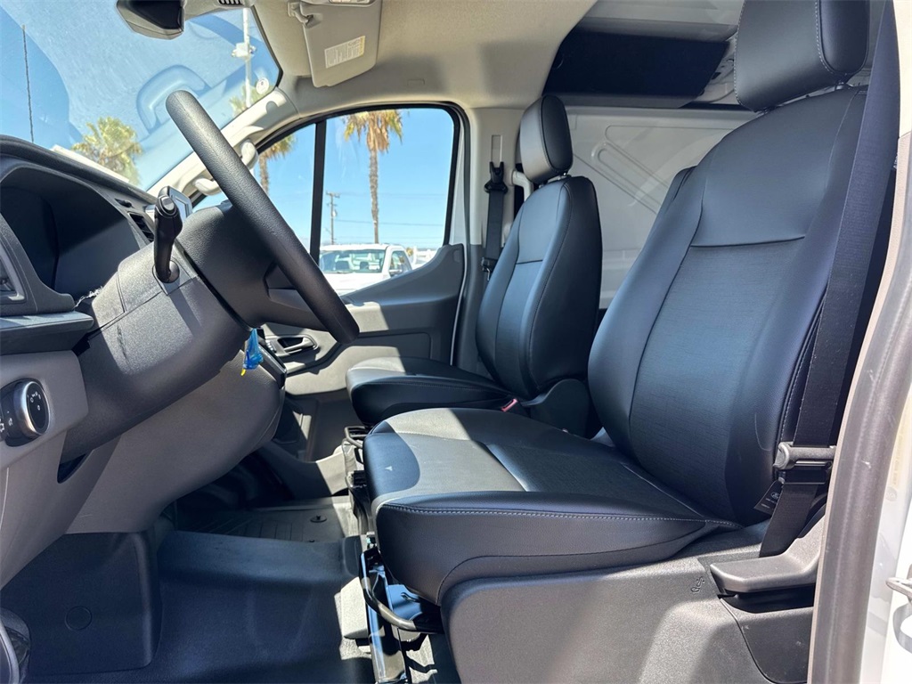 2025 Ford Transit Cargo Van photo 9