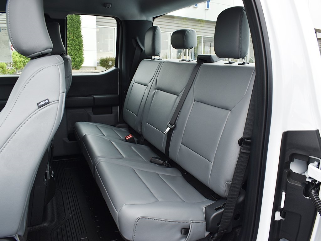 2025 Ford F-250 XL photo 6