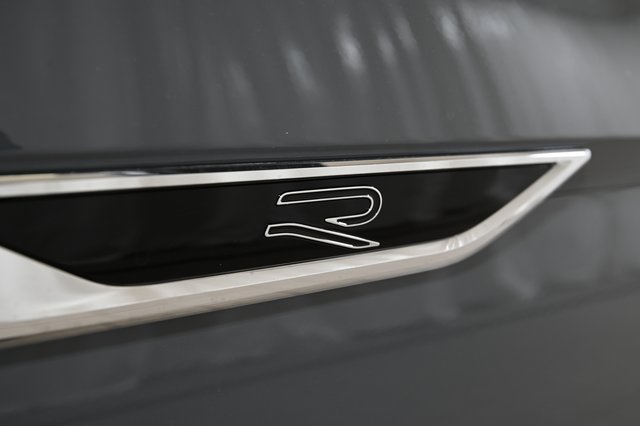 2025 Volkswagen Atlas SEL Premium R-Line photo 10